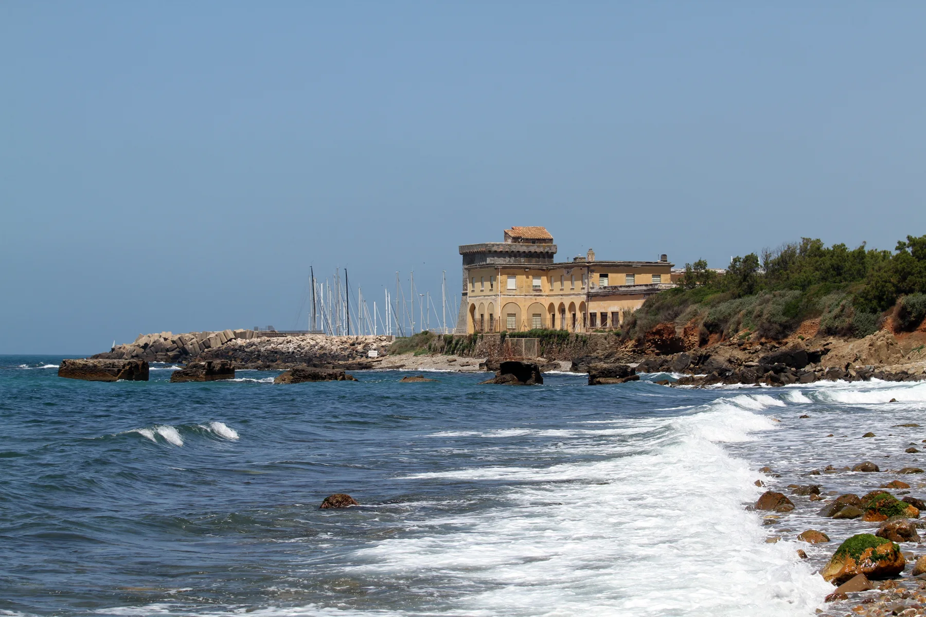 Spiagge di Santa Marinella: centro, Capo Linaro e Santa Severa